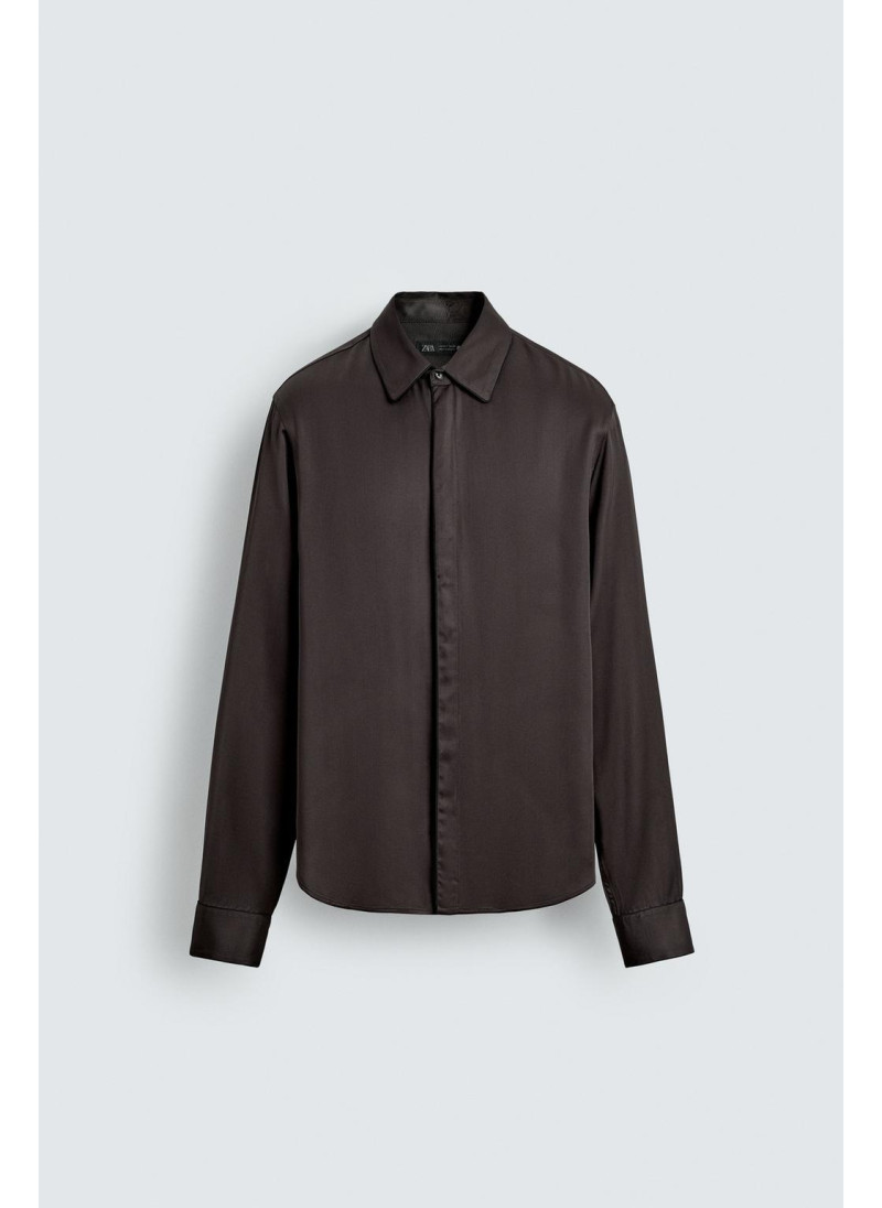 Рубашка из атласа с контрастными отделками Рубашка из атласа с контрастными отделками