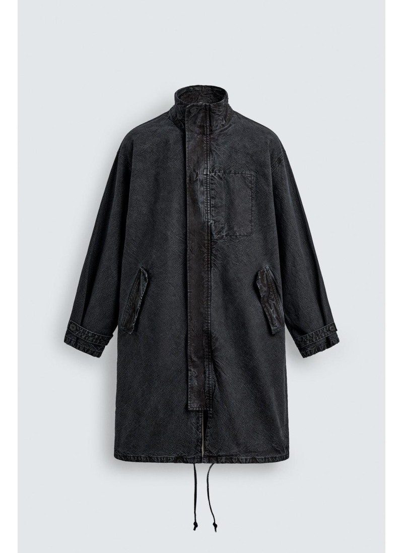 Джинсовое пальто свободного кроя со стиркой Джинсовое пальто свободного кроя со стиркой