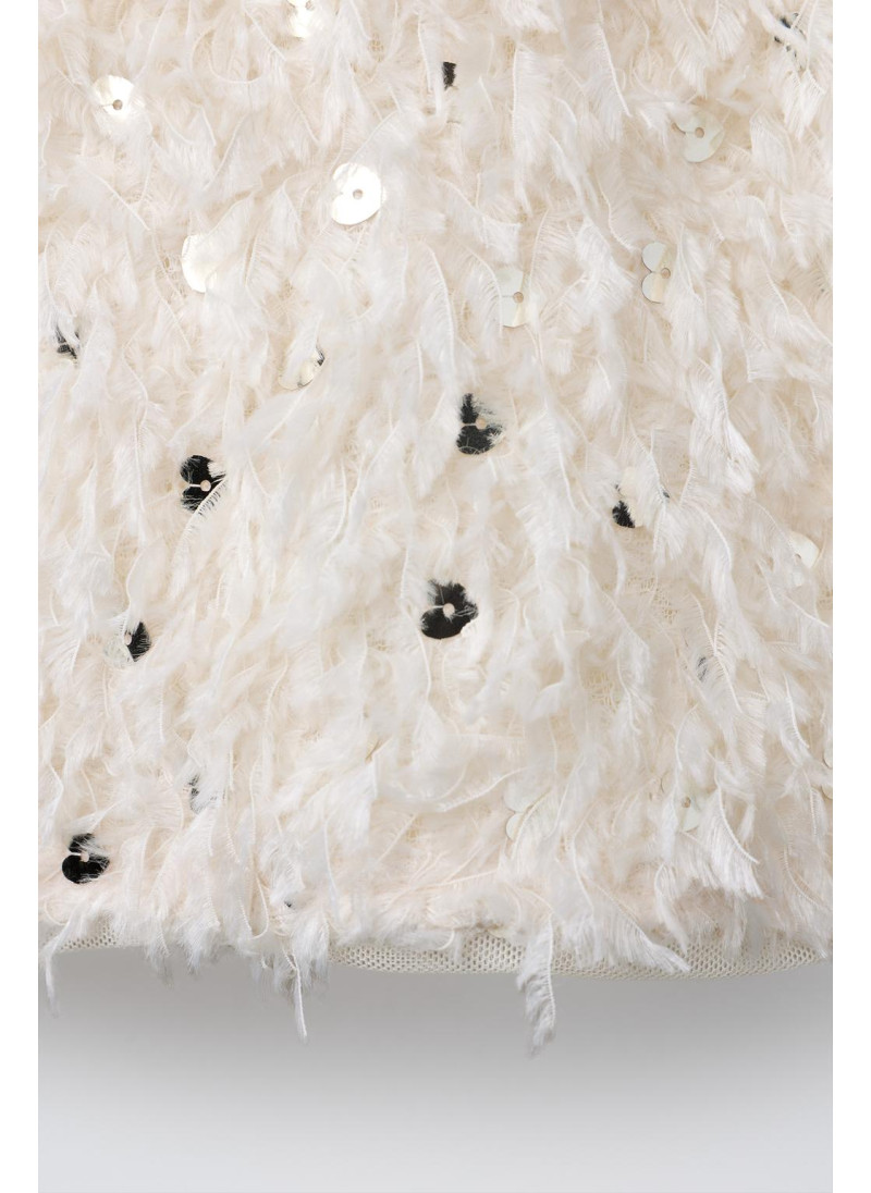 ФУТБОЛКА С ПЕРЬЯМИ И ПАЙЕТКАМИ ФУТБОЛКА С ПЕРЬЯМИ И ПАЙЕТКАМИ