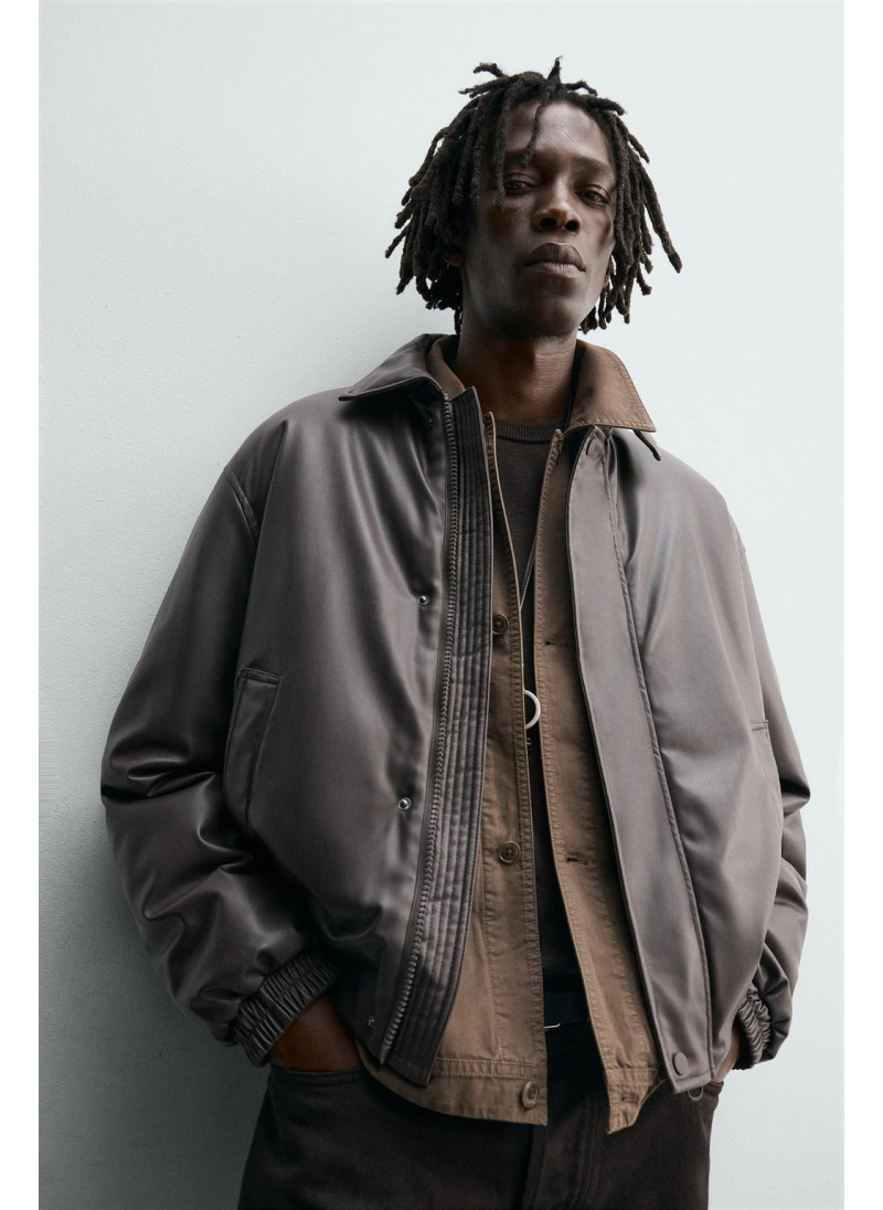 Куртка свободного кроя с эффектом кожи Куртка свободного кроя с эффектом кожи