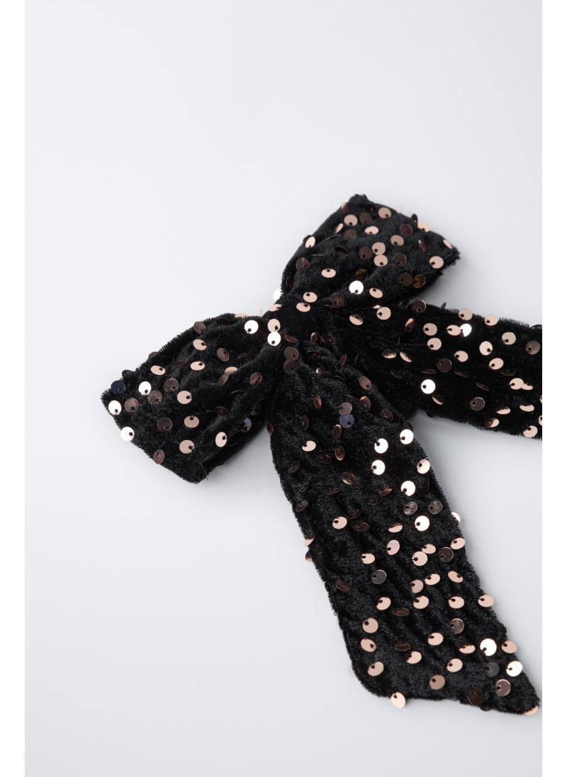 РЕЗИНКА ДЛЯ ВОЛОС С БАНТОМ И ПАЙЕТКАМИ РЕЗИНКА ДЛЯ ВОЛОС С БАНТОМ И ПАЙЕТКАМИ