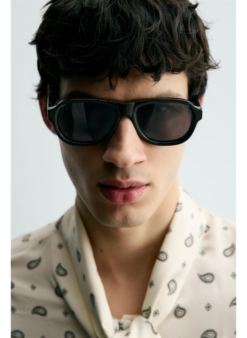 РУБАШКА С ПРИНТОМ «ПЕЙСЛИ» И БАНТОМ РУБАШКА С ПРИНТОМ «ПЕЙСЛИ» И БАНТОМ