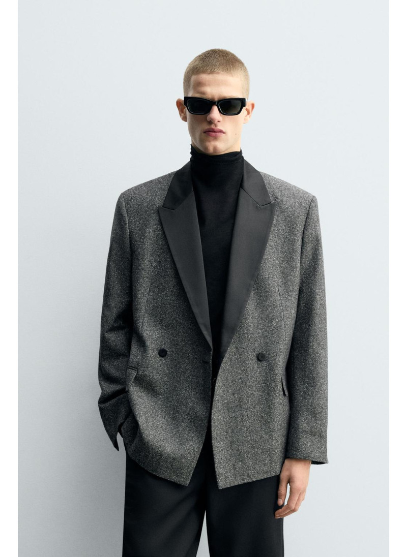 Пиджак с контрастным текстурным двубортным покроем Пиджак с контрастным текстурным двубортным покроем