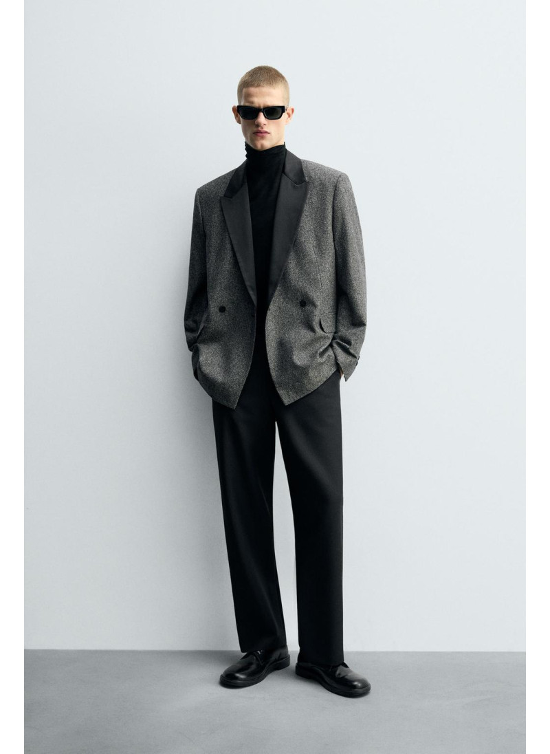 Пиджак с контрастным текст�...