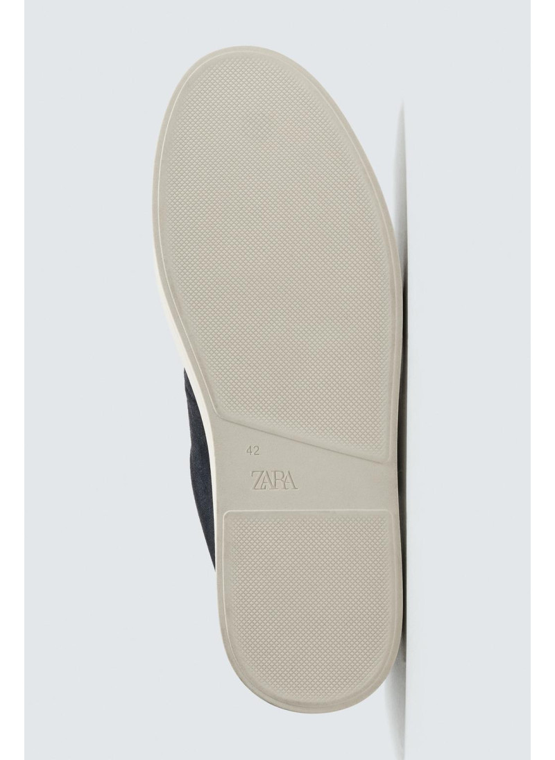 КОЖАНЫЕ ТУФЛИ В ПОВСЕДНЕВНОМ СТИЛЕ КОЖАНЫЕ ТУФЛИ В ПОВСЕДНЕВНОМ СТИЛЕ