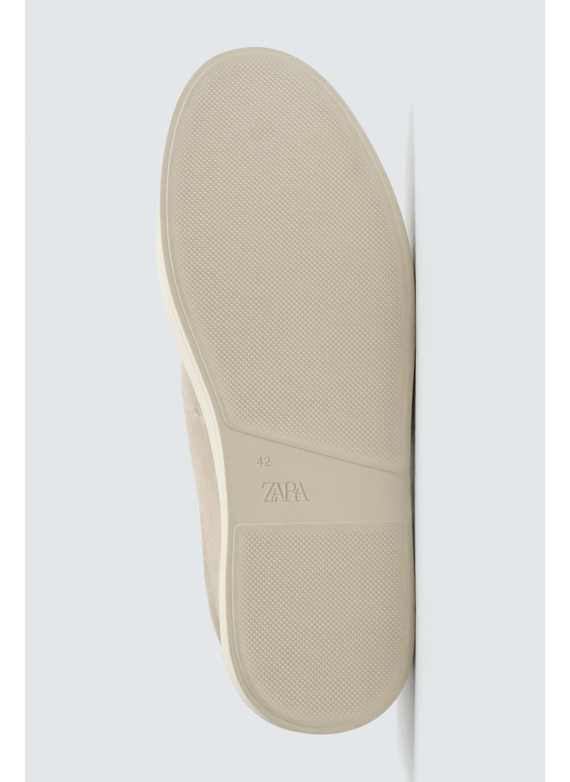 КОЖАНЫЕ ТУФЛИ В ПОВСЕДНЕВНОМ СТИЛЕ КОЖАНЫЕ ТУФЛИ В ПОВСЕДНЕВНОМ СТИЛЕ