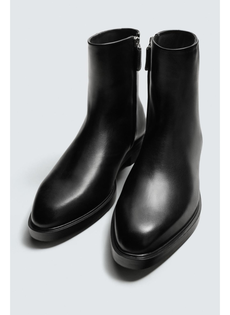 Кожаные сапоги на каблуке Кожаные сапоги на каблуке