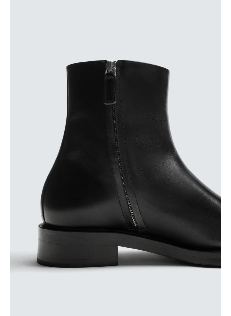 Кожаные сапоги на каблуке Кожаные сапоги на каблуке