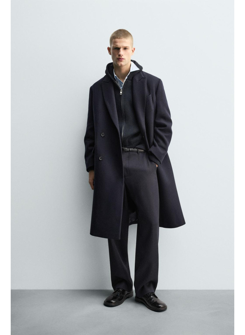 Пальто из структурной шерс�...