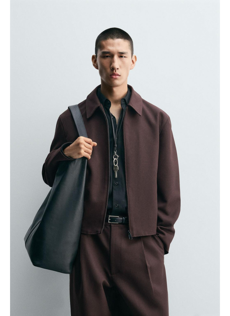 Куртка прилегающего кроя Куртка прилегающего кроя