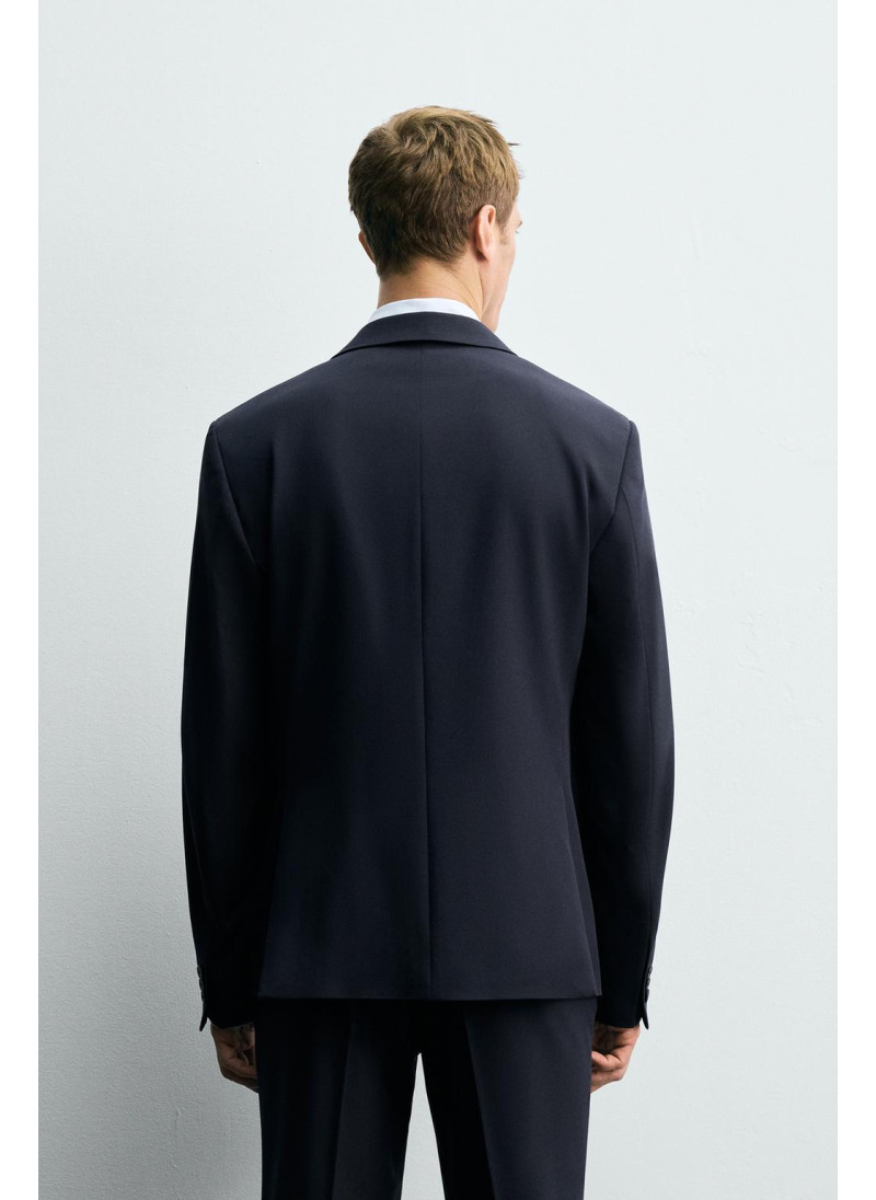 КОСТЮМНЫЙ ПИДЖАК КОМФОРТНОЙ ПОСАДКИ КОСТЮМНЫЙ ПИДЖАК КОМФОРТНОЙ ПОСАДКИ