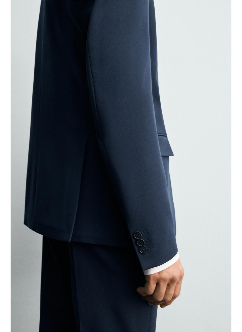 КОСТЮМНЫЙ ПИДЖАК КОМФОРТНОЙ ПОСАДКИ КОСТЮМНЫЙ ПИДЖАК КОМФОРТНОЙ ПОСАДКИ