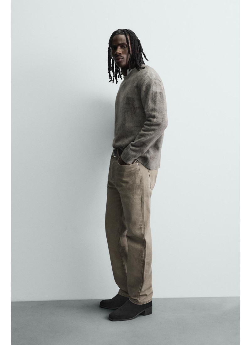 СВИТЕР С ВОРСИСТЫМ АБСТРАКТНЫМ ПРИНТОМ СВИТЕР С ВОРСИСТЫМ АБСТРАКТНЫМ ПРИНТОМ